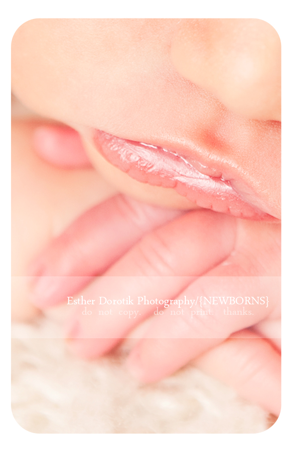 newborn-photograph-close-up-of-lips